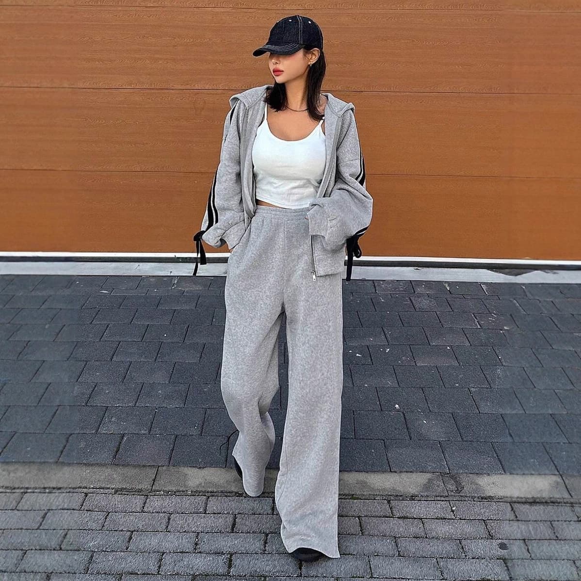 ​​Women's Stylish Hoodie & Jacket Set - Casual Comfort For Petite Figures, Polyester Blend, Greyish/Black, S-XXXL​​