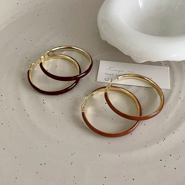 Oil-drip metal large earrings for women French retro niche design personality simple versatile temperament fashion earrings earrings