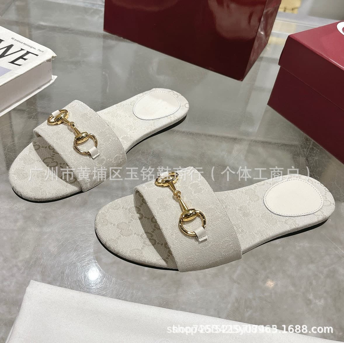 Nouvelle version des sandales GUCCI Horsebit été 2026 à boucle métallique pour femmes - Vente directe