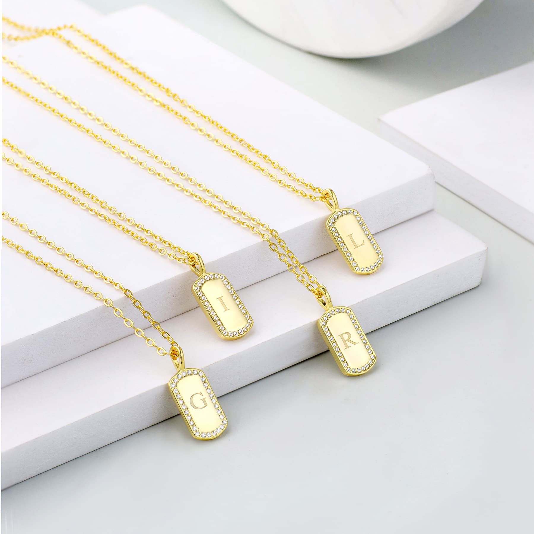 Women's Jewelry Gold Plated 26 Letter Square Necklace Niche Design, Simple English Necklace
