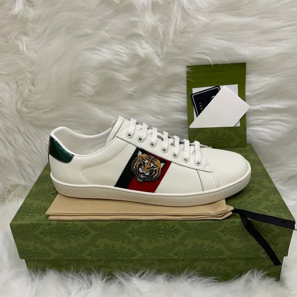 Baskets en cuir de qualité supérieure pour hommes et femmes, chaussures de course à rayures brodées Ace Bee