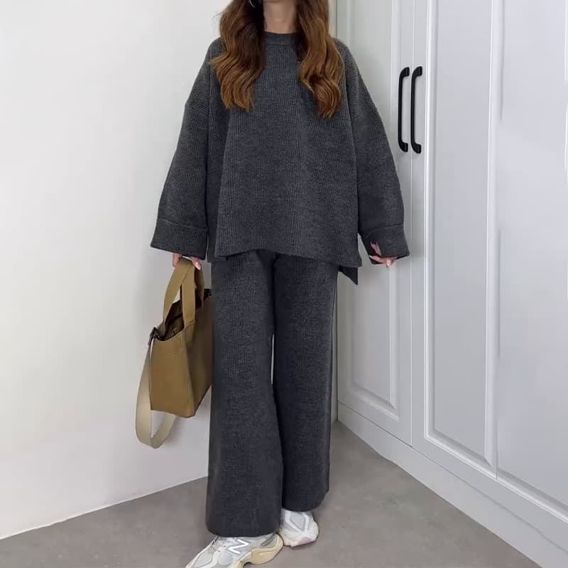 European And American Women's Clothing New Autumn And Winter Slim Loose And Comfortable Solid Color Knitted Sweater Suit