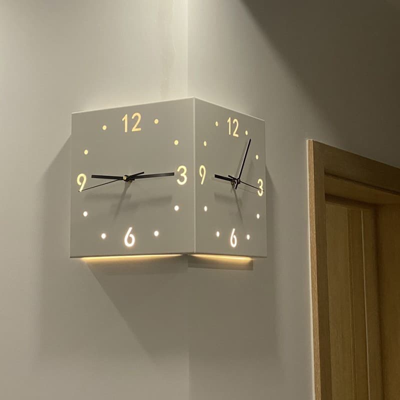 Horloge murale double face – Design carré moderne avec mouvement de balayage silencieux pour salon, chambre et bureau (fonctionnant avec des piles, verres en plastique et cadre en métal)