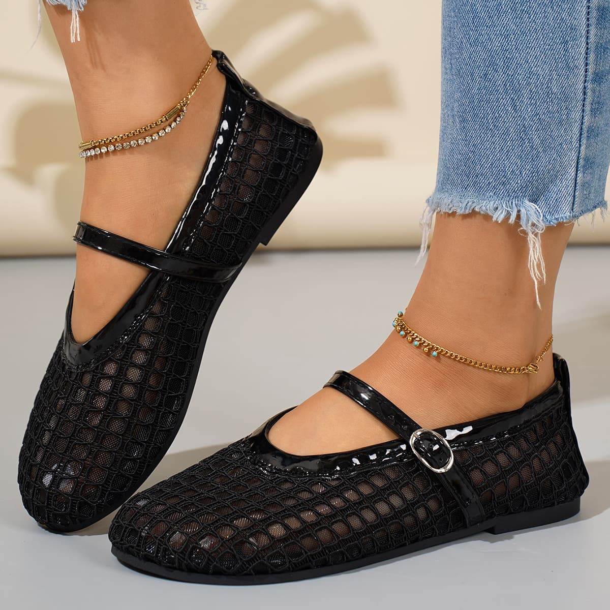 2025 Sprig Summer New Roud Toe Oe-Strap Shallow Mouth Sigle Shoes Mesh Wove Fashio Hollow Fishet Sadals For
