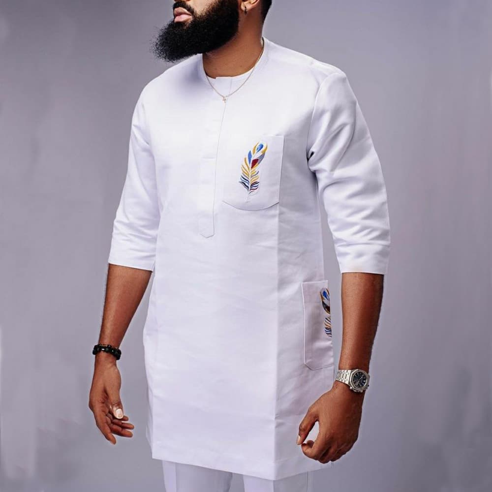 Costume noir africain décontracté brodé pour homme, manches longues, idéal pour les mariages et les banquets.