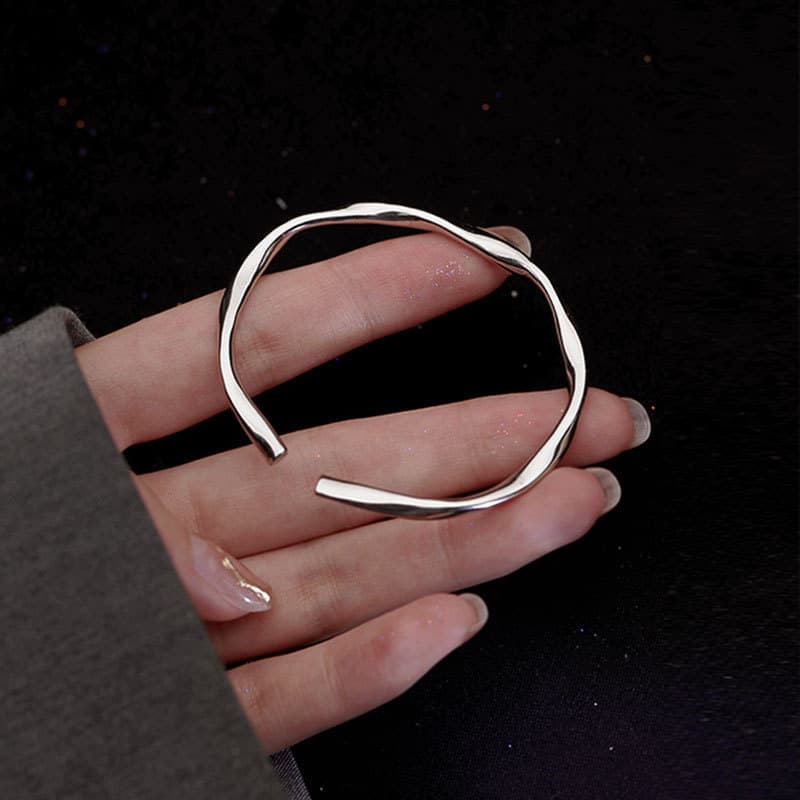 925 Sterling Silver Mobius High-end Niche Light Luxury Simple Fashion Plain Circle Jewelry Bracelet For Women