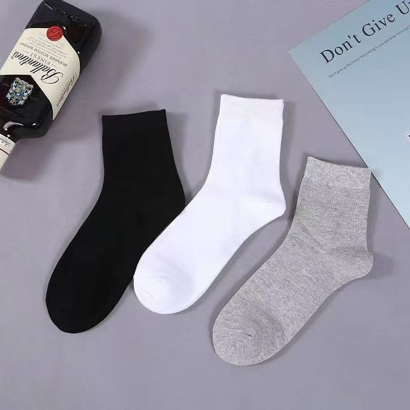 Men's New Socks Four Seasons Breathable Sweat Absorbent Black And White Gray Socks Solid Color Sports Socks Mid Tube Socks