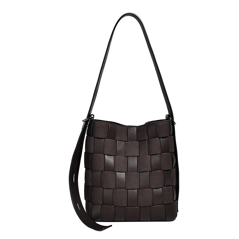 KOOSSOASIS Fashion Retro Woven Bag New Niche High Sense Large Capacity Commuter Bucket Bag Shoulder Crossbody Armpit Bag