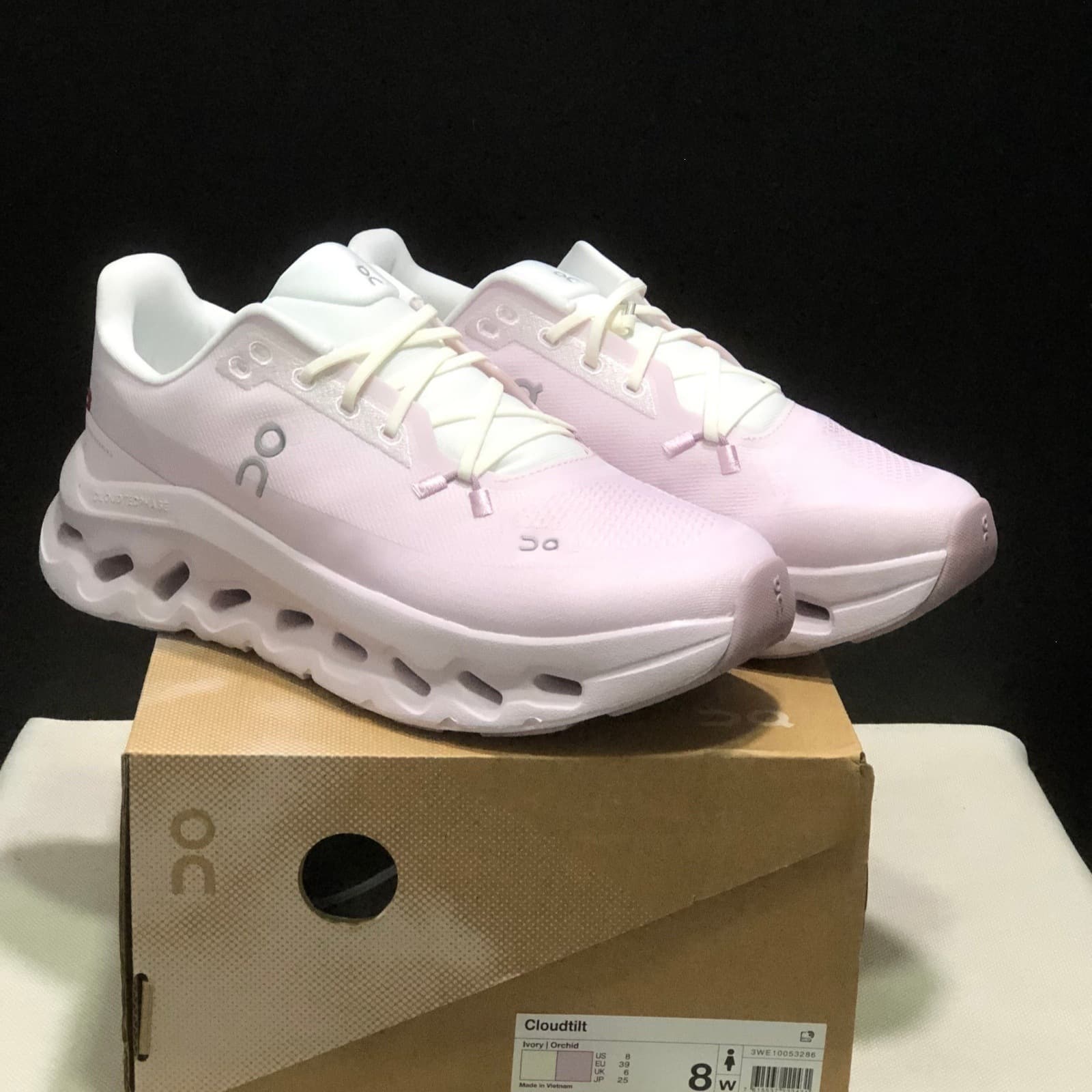 Nouveauté en matière de commerce transfrontalier : chaussures de sport Cloudtilt pour couples (hommes et femmes), légères et amortissantes.