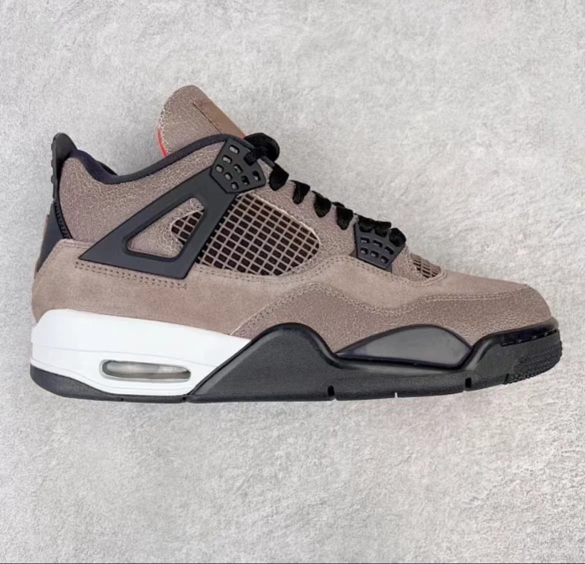 2026 2026 Aj4 Electric Mother Black Cement Paris Jordan 4 Yanyang Aj3 Chaussures de basketball à coussin d'air