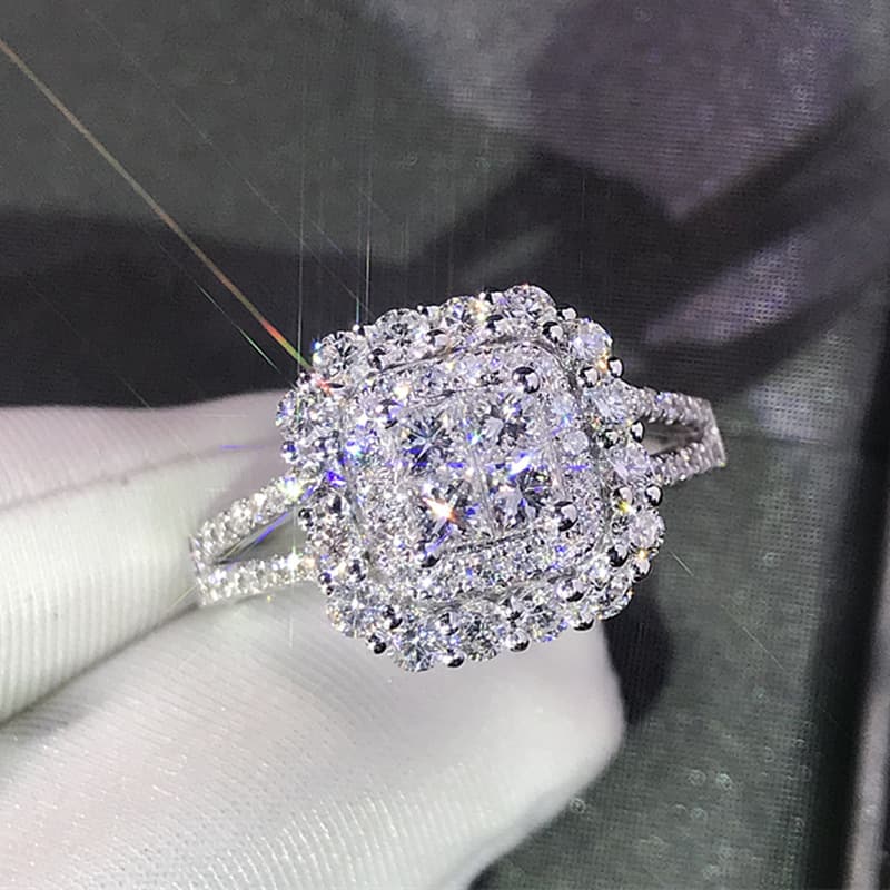 Unisex fashion eight hearts and eight diamond micro inlaid ring light luxury group inlaid engagement ring