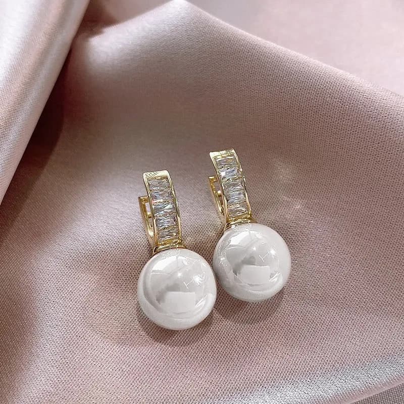 Stud Classic Pink Women Fashion Crystal Round Designer White Pearl Earrings Wedding Jewelry