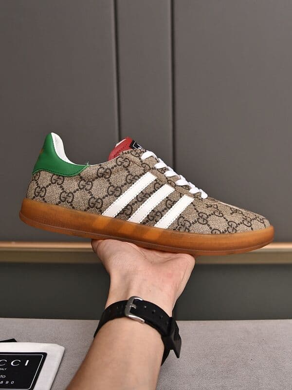 Chaussures de surf Gucci Joint pour hommes, idéales pour les sports et loisirs de plein air