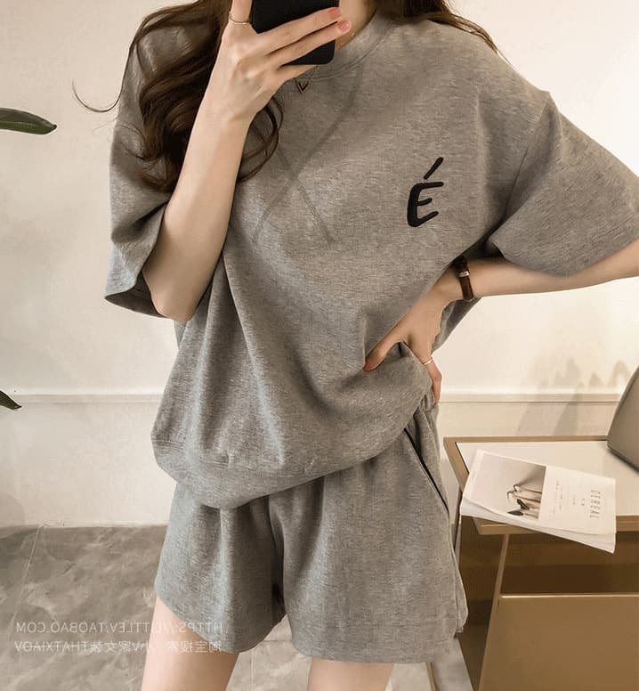 Audday Sports Suit Women Summer 2025 New Fashion Loose Short-Sleeved Shorts Two-Piece Set Temperament Student Casual Running