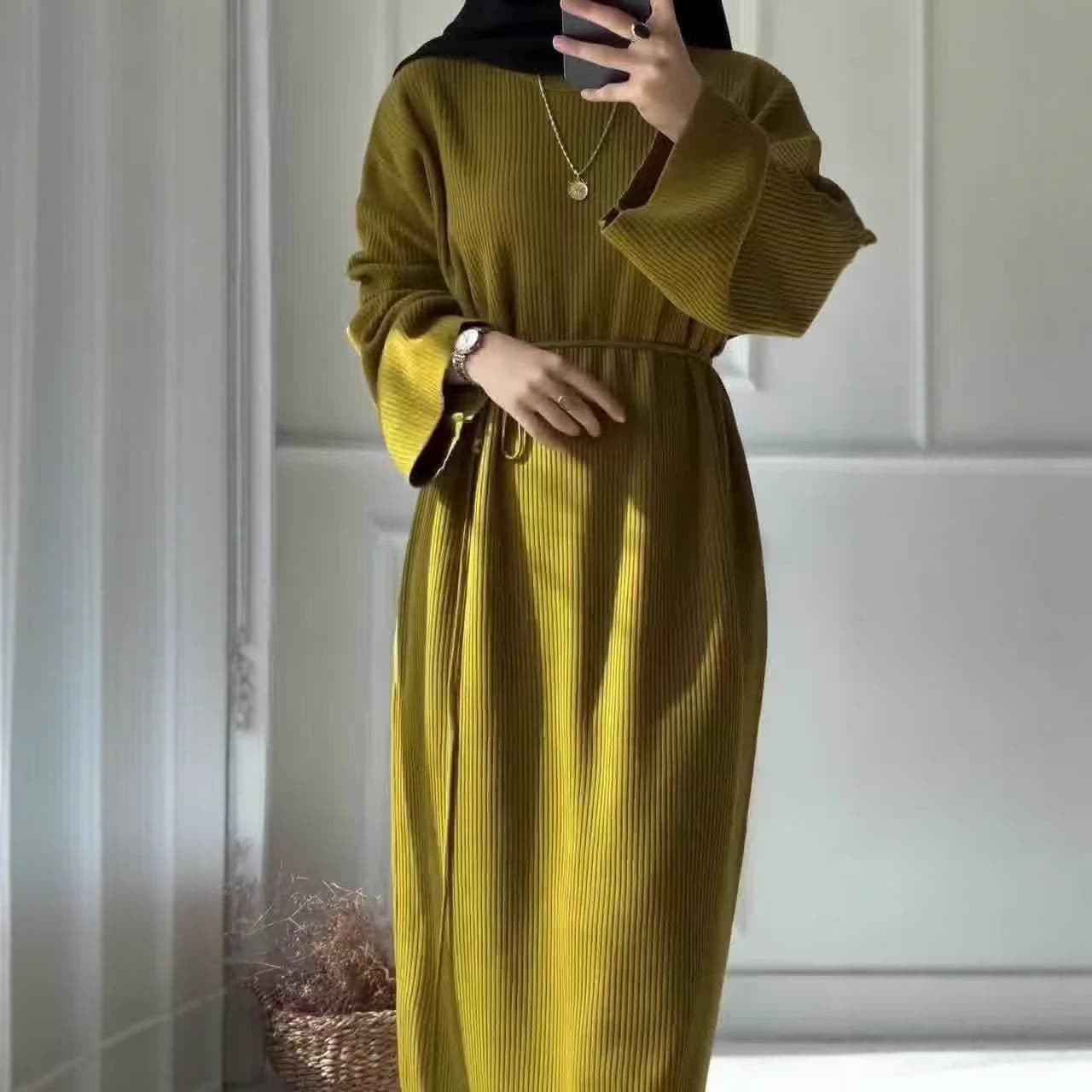 Muslim Fashion Casual Temperament Knitted Round Neck Pullover Puff Sleeve One Step Dress