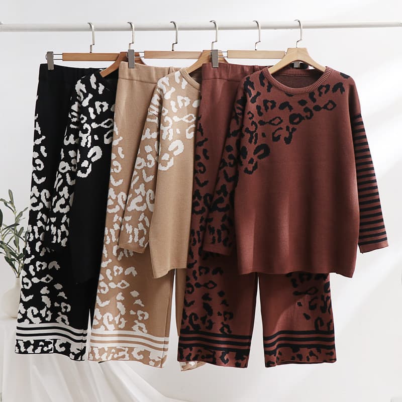 Women's Clothing autumn and winter new fashion suit leopard jacquard loose slim sweater wide leg pants knit two piece suit for women