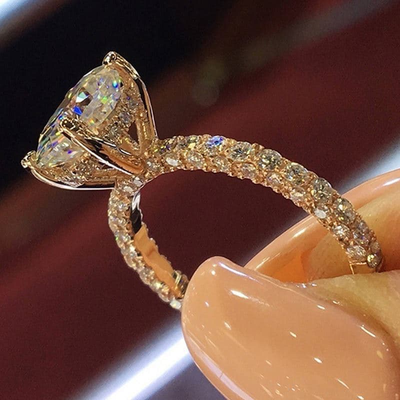 Fashion Women's Shiny Round Princess Proposal Diamond Ring Band