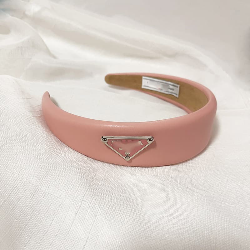 Bandeau en éponge rose à nœud haut, accessoire de cheveux simple et mignon, collection printemps/été 2026.