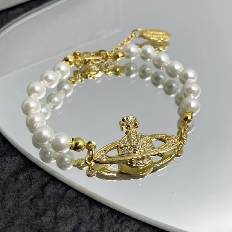 Collier de perles Saturn en or et argent de la reine mère West Spot Vivienne Counter Version Collier classique polyvalent