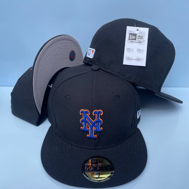 Casquette fermée de baseball brodée de haute qualité, style classique transfrontalier, de la Ligue sportive américaine, avec visière plate.