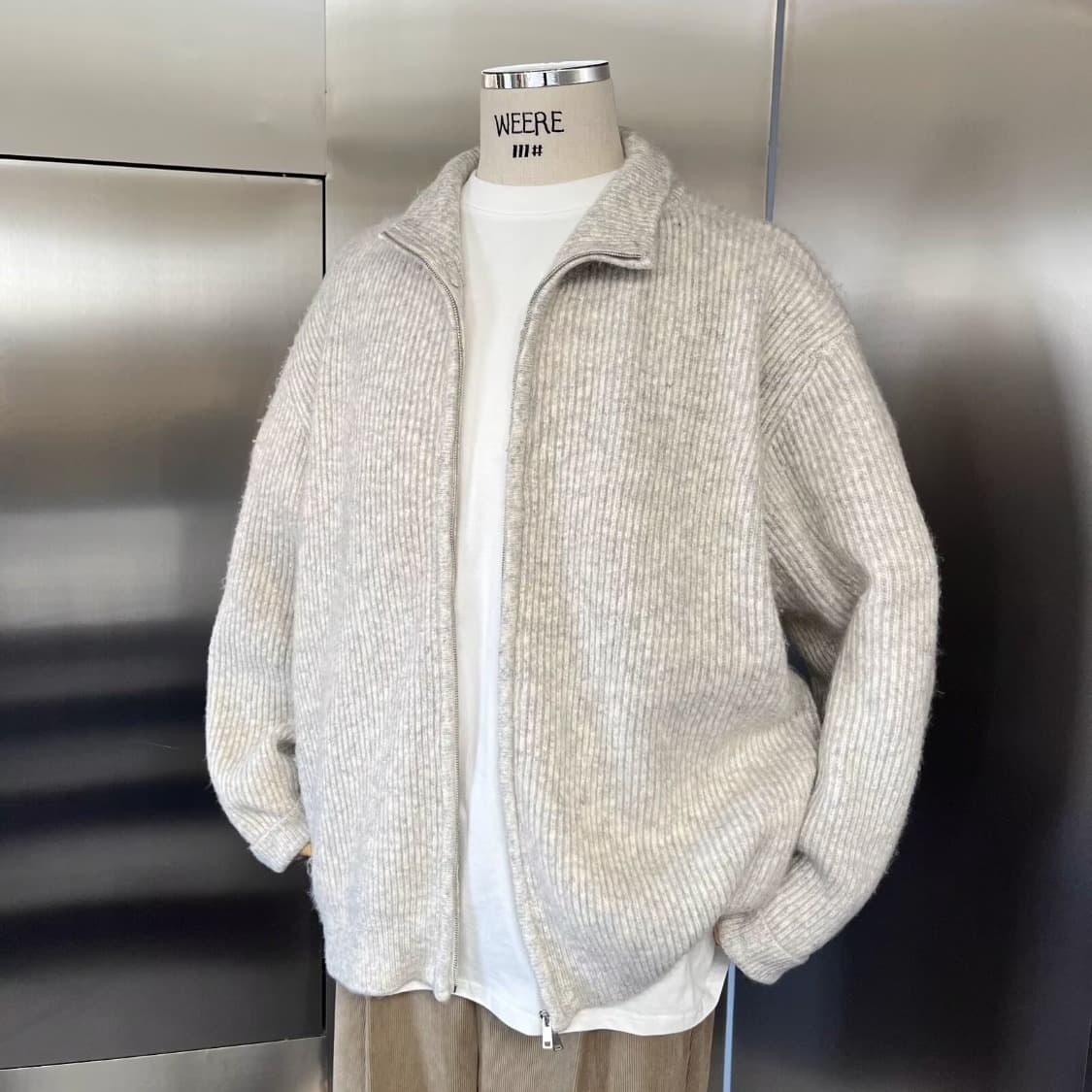 ​​Men's Premium Knit Zip-Up Cardigan - Cozy Loose Fit Stand Collar Sweater For Winter, Casual & Stylish (Available In Light Gray & Black)​​