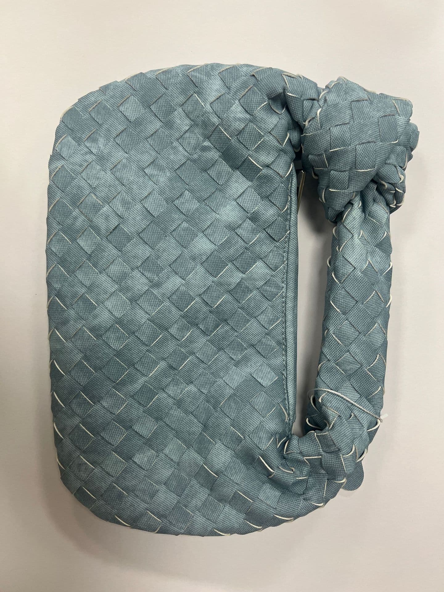 Sac à main tissé, petit pain rond en forme de nuage