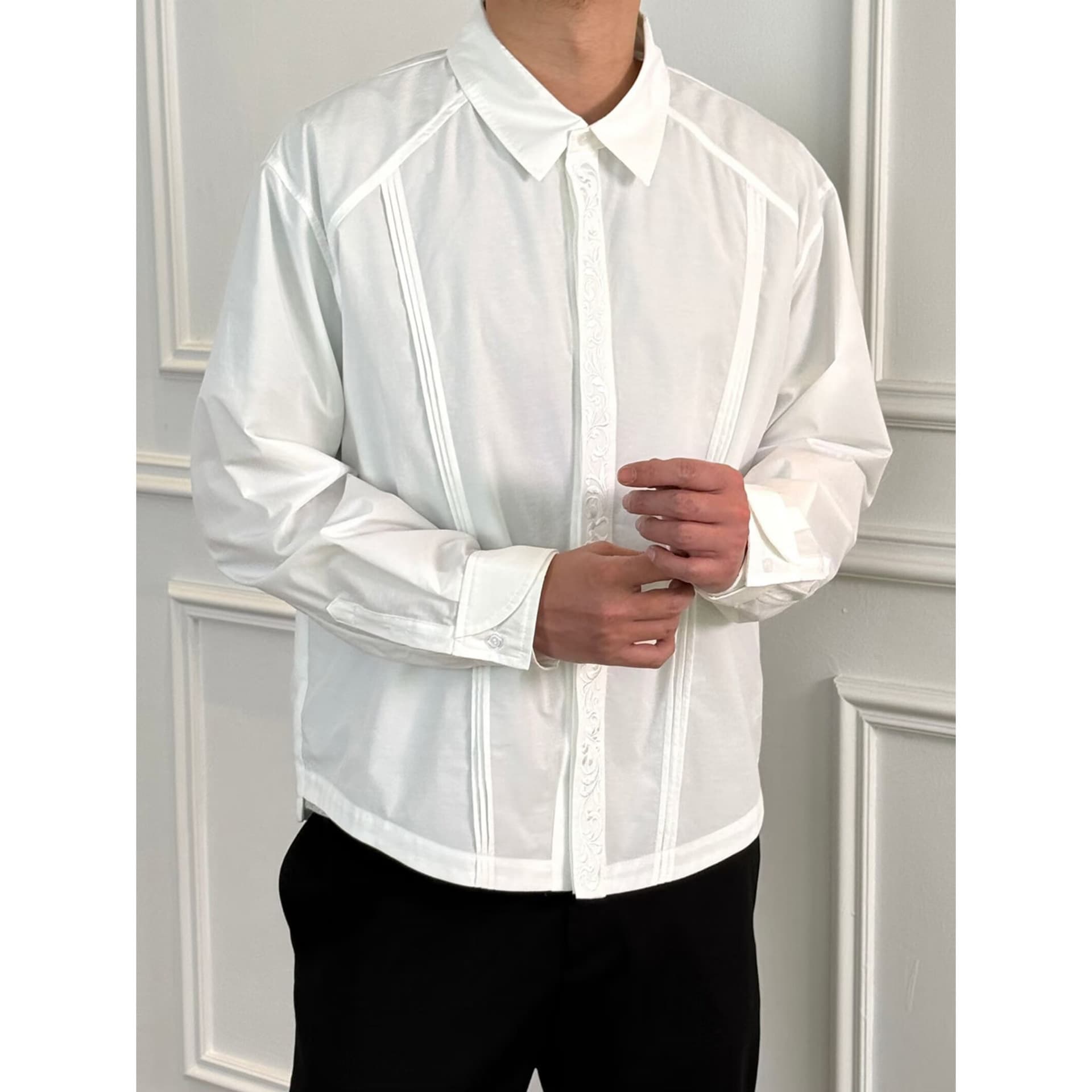​​Men's Embroidered Everlasting Flower Shirt White Long Sleeve, Breathable Polyester Blend, Vintage-Inspired Minimalist (S-3XL)​​