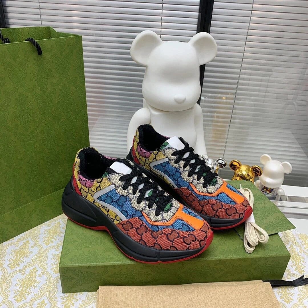 Chaussures classiques pour papa de marque G 2025, nouveau modèle à blocs de couleurs, style couple, semelles épaisses, augmentant la hauteur, poly
