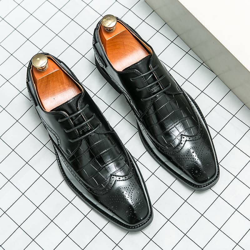 Chaussures de mariage pointues en cuir de grande taille pour marié, style brogue décontracté, style formel, style business, nouvelle collection