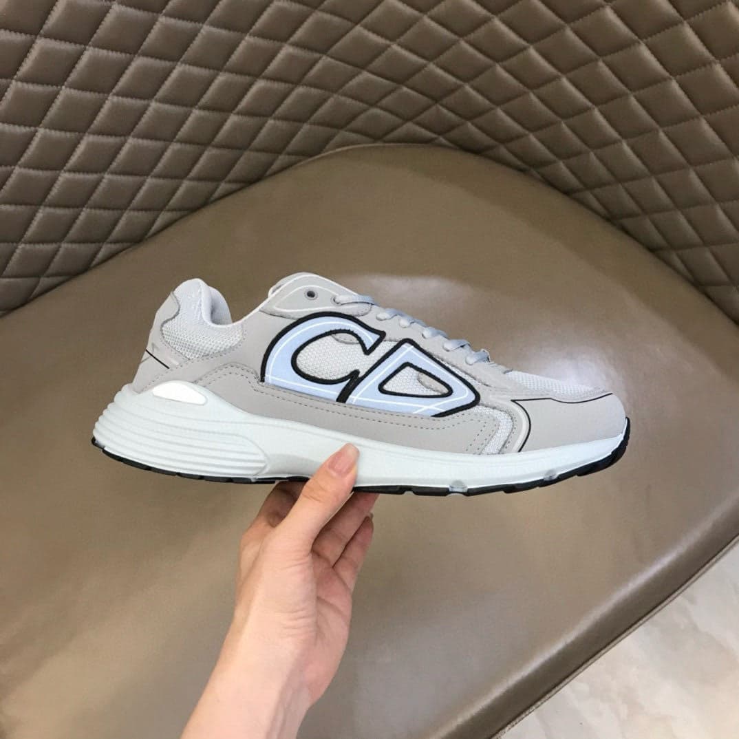 Chaussures de sport décontractées pour hommes, modèle New Letter CD B30, avec lacets et semelle adhésive, en cuir de vache