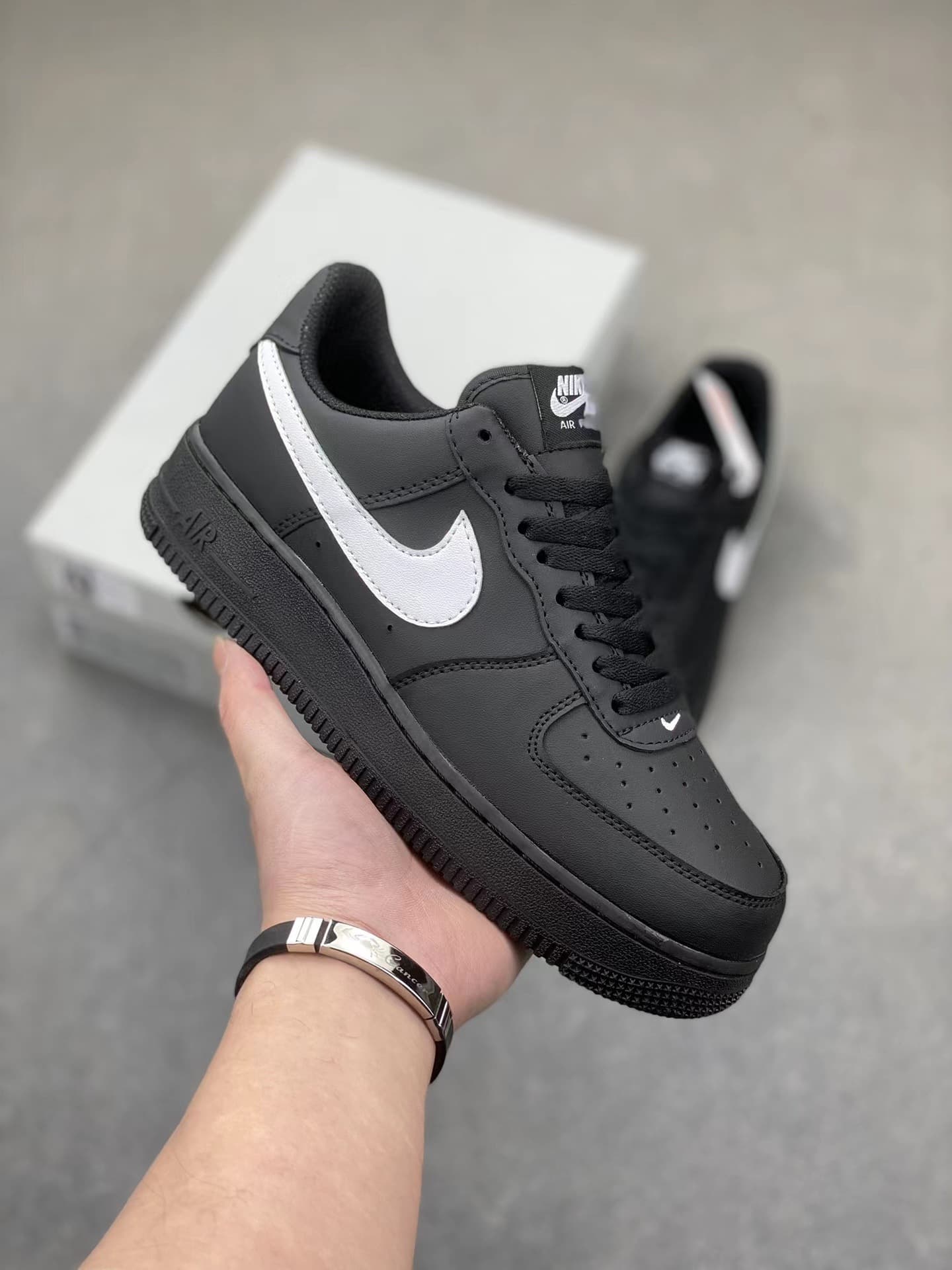Chaussures décontractées polyvalentes Air New 1 Low respirantes noires et blanches pour couple