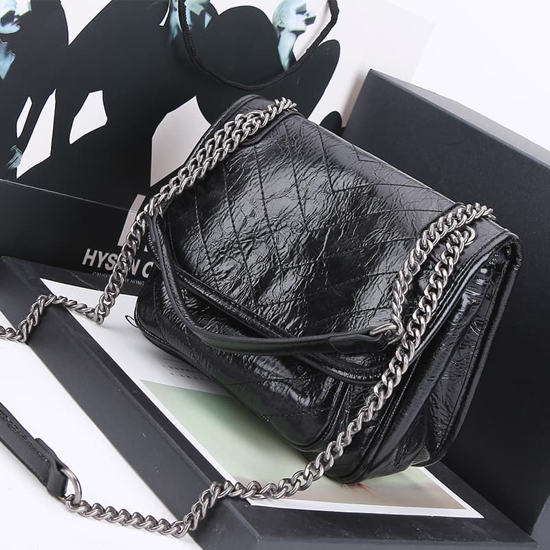 2024 Fashionable for Women: New Summer Large Capacity One Shoulder Crossbody Messenger Bag, Trendy and Versatile