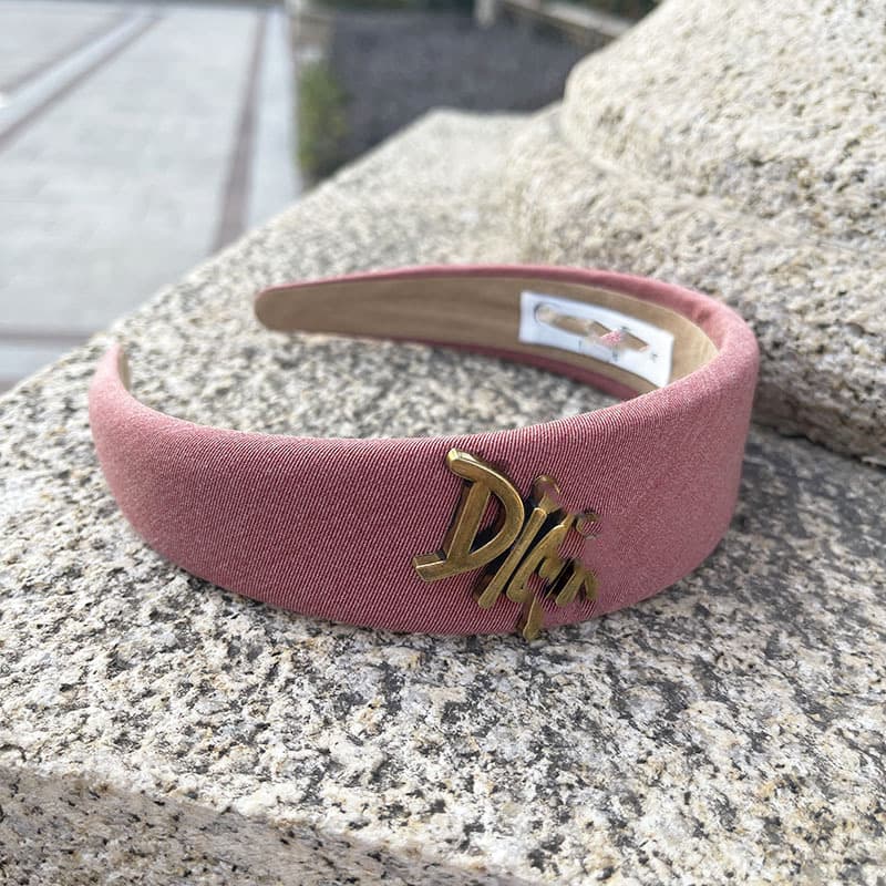 Bandeau en éponge rose à nœud haut, accessoire de cheveux simple et mignon, collection printemps/été 2026.