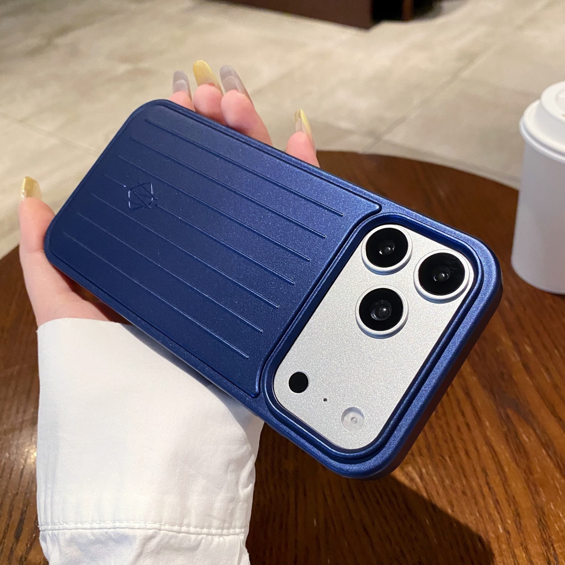 Étui Rimowa compatible avec iPhone 17 Pro Max, iPhone 16 Pro Max, coque résistante aux chutes et coque de protection pour iPhone 13.