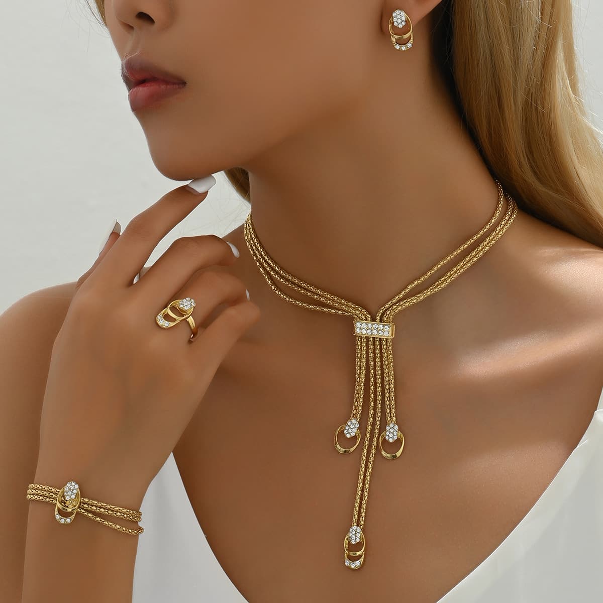 Women’s Jewelry Set Fashion Simple And Fresh Necklace And Earrings Set Inlaid With Diamonds Niche Design Clavicle Chain All Match Index Finger Ring