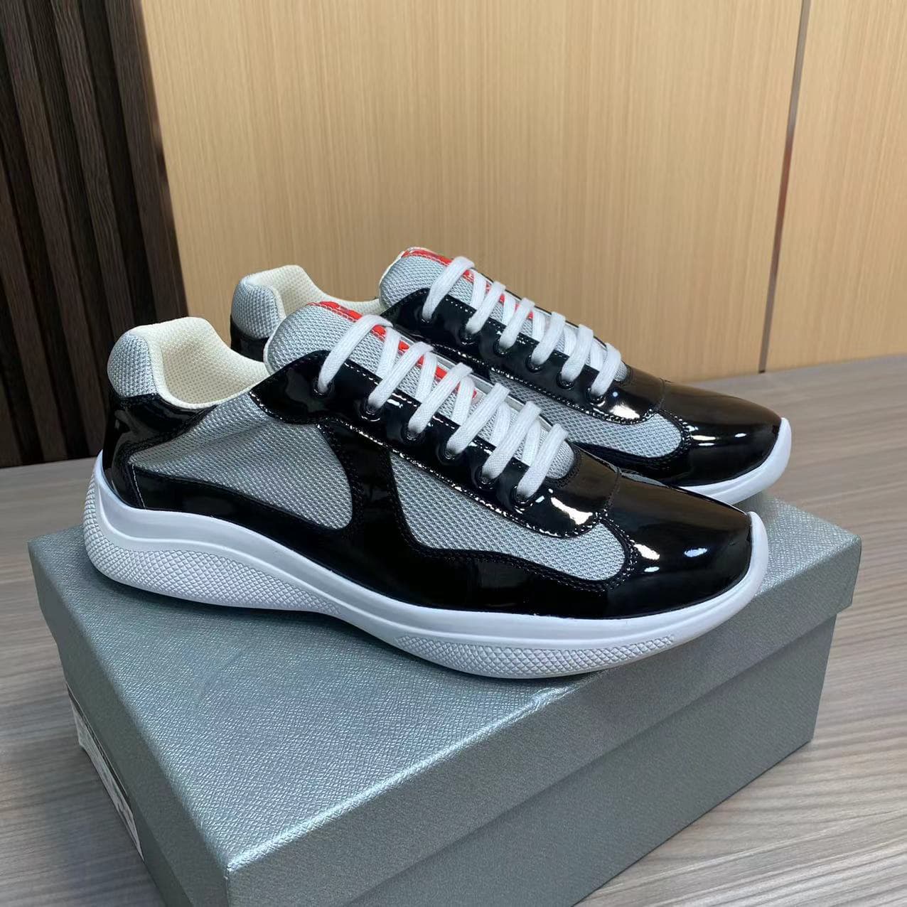 Baskets de sport légères et respirantes en cuir verni et mesh de marque P pour hommes, chaussures de grande taille