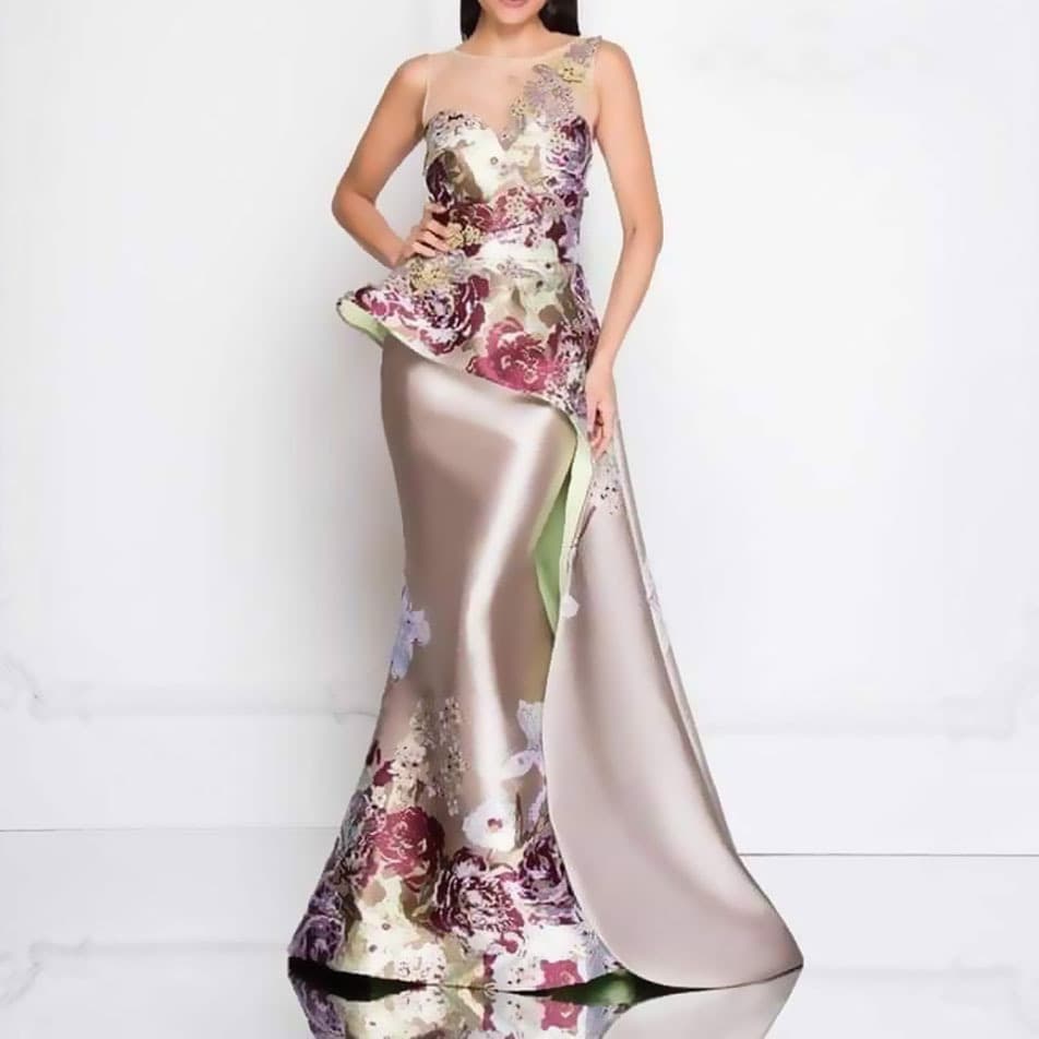 Women's Clothing Banquet Feminine Annual Meeting Dress Embroidered Flower Long Dress