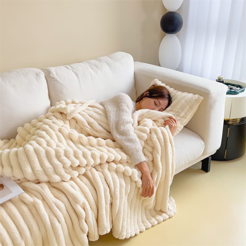 Rabbit Hair Fleece Blanket Ultra Soft Flannel Throw For Sofa Car Nap Lightweight Summer Air Conditioning Blanket Multi Purpose Cozy Cover