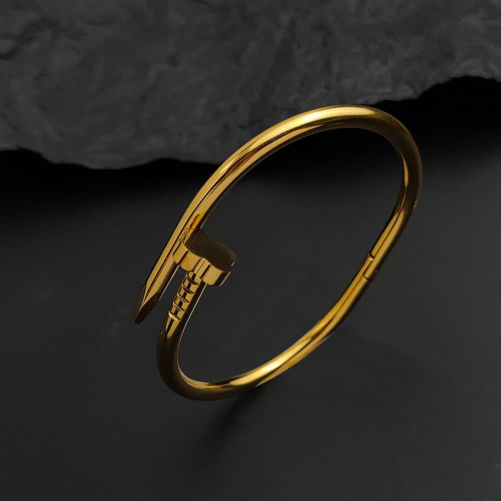 Cheap Four-leaf Gold-plated Stainless Steel Nail Ring For Women, Thanksgiving, Christmas, And New Year