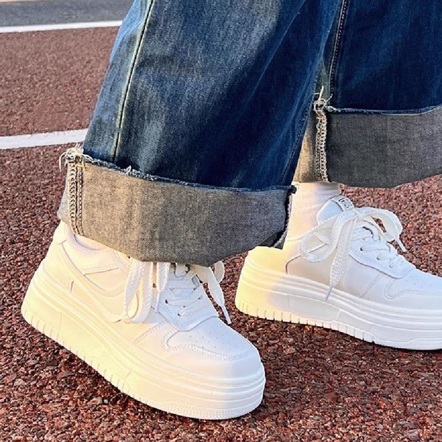 Breathable White Shoes For Women New All Match Platform Thick Soled Shoes Fashionable Casual Lightweight Sports Shoes For Women