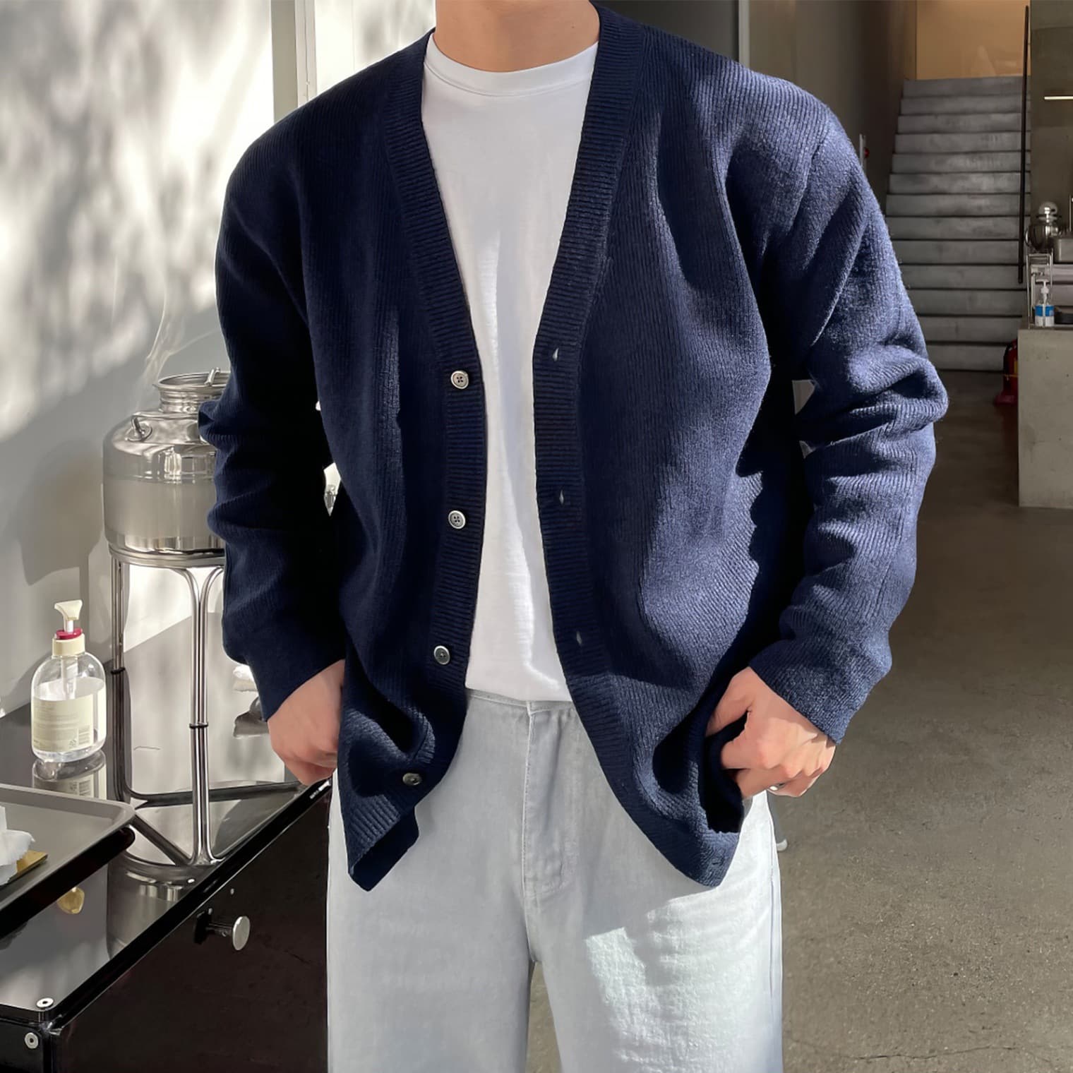 ​Men's Solid V-Neck Knit Cardigan - Lightweight Open Front Sweater For Autumn, Casual Loose Fit, Versatile Styling​