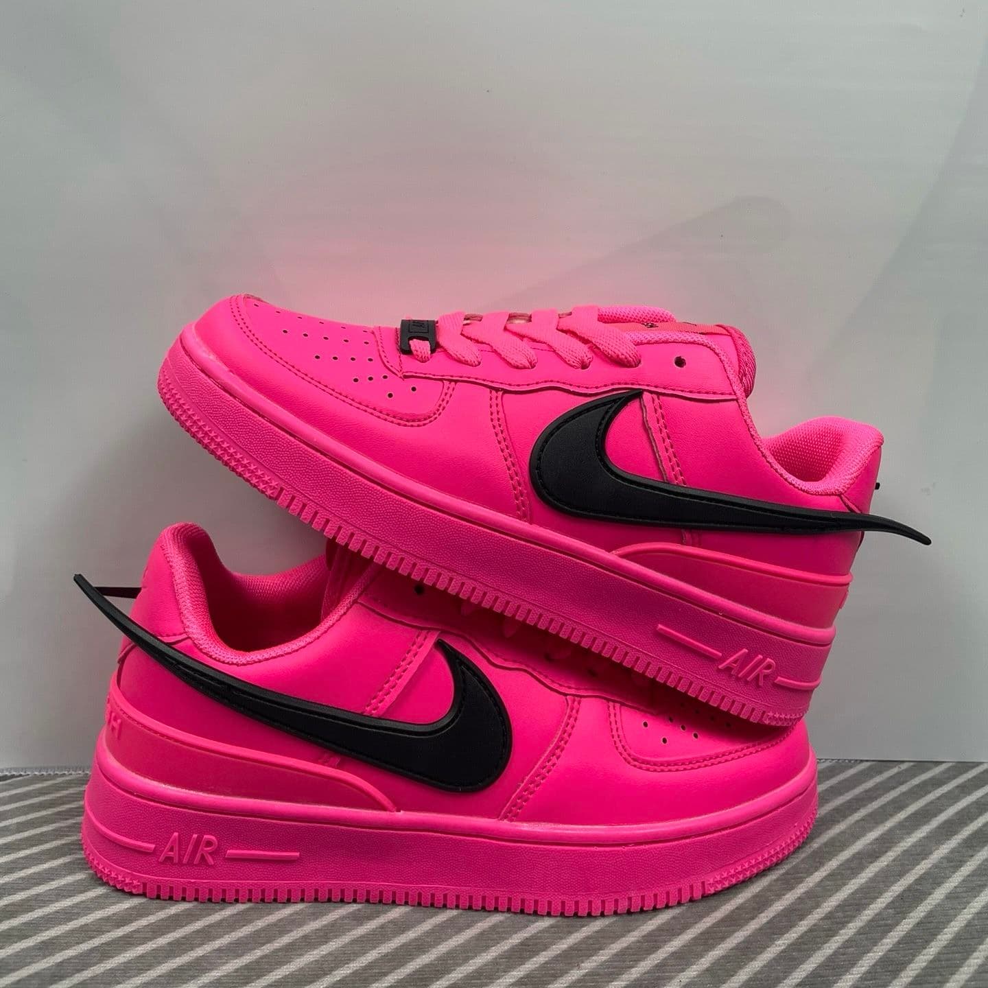 Pink One Black Fluorescent Green AMBUSH Co marque grand crochet bas haut conseil chaussures décontractées polyvalentes pour hommes et