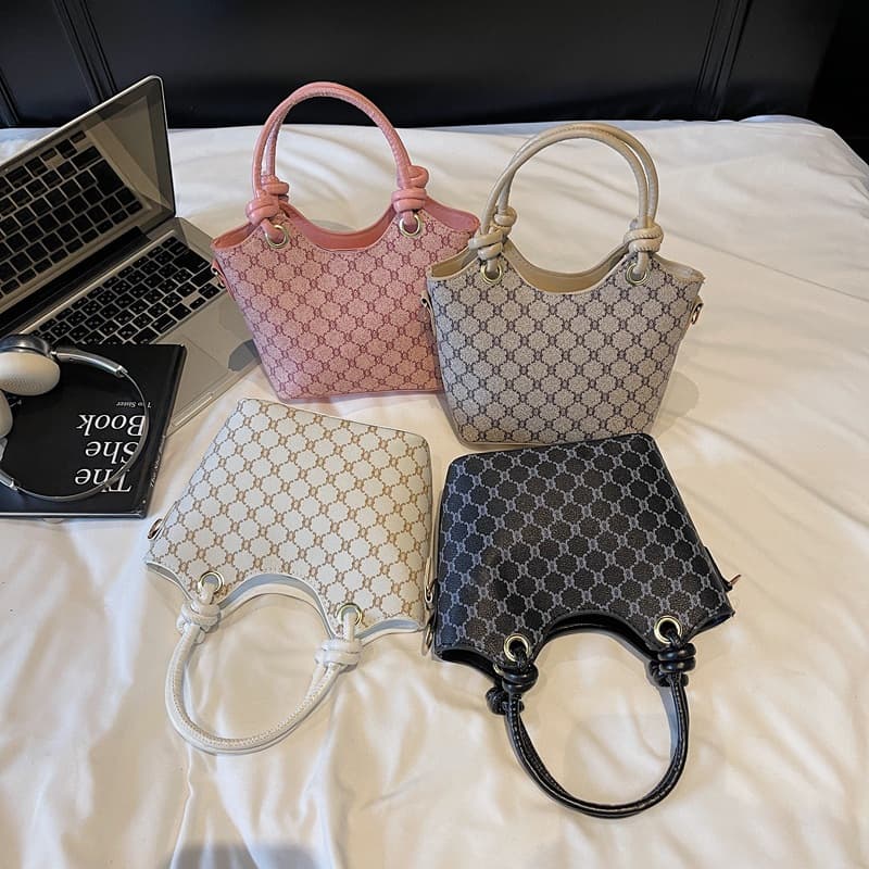 Retro Fashion Casual Bucket Bag Summer Popular Diamond Crossbody Bag Commuting Texture Bag