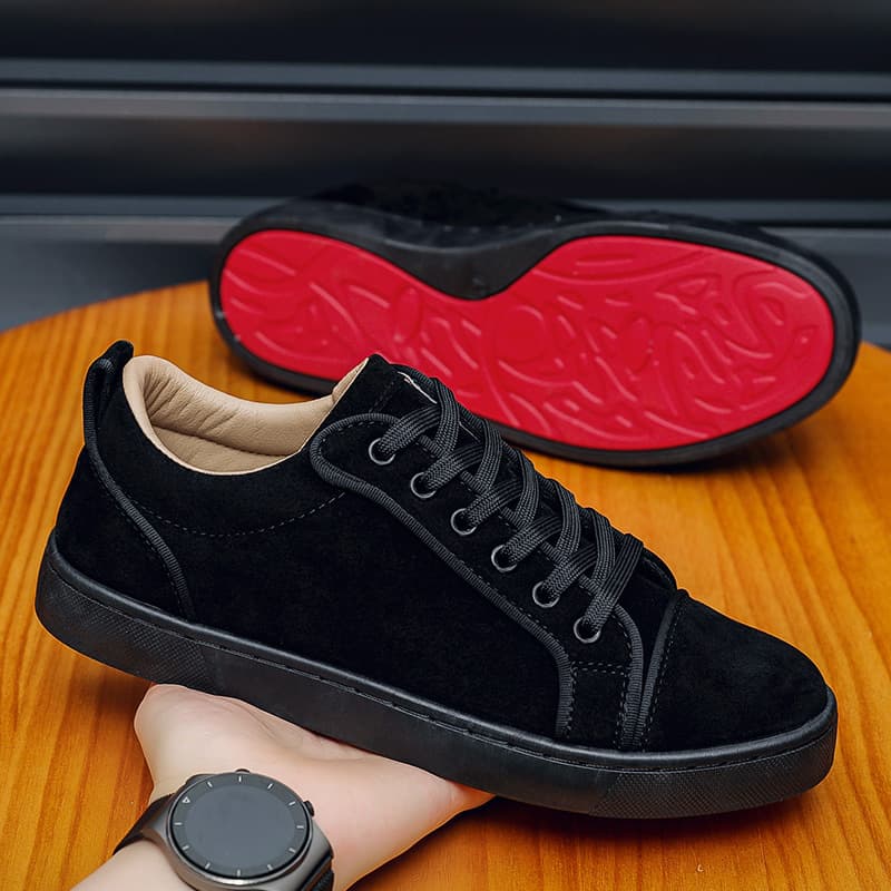 Chaussures décontractées pour hommes de style européen avec semelle rouge cloutée, chaussures tendance et polyvalentes pour couples