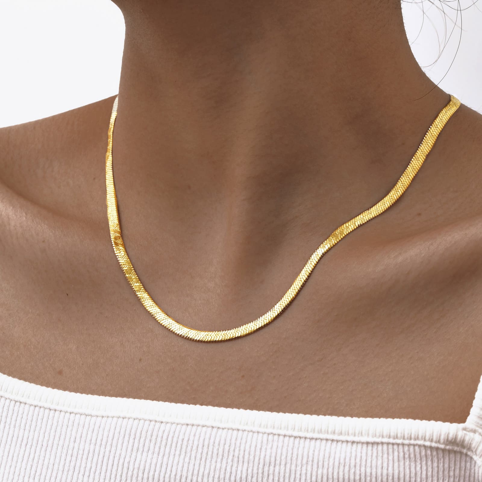 Women's Jewelry Stainless Steel Snake Chain Necklace 4MM Width Minimalist Summer Collarbone Chain Elegant Geometric Design Adjustable Length 21-50cm