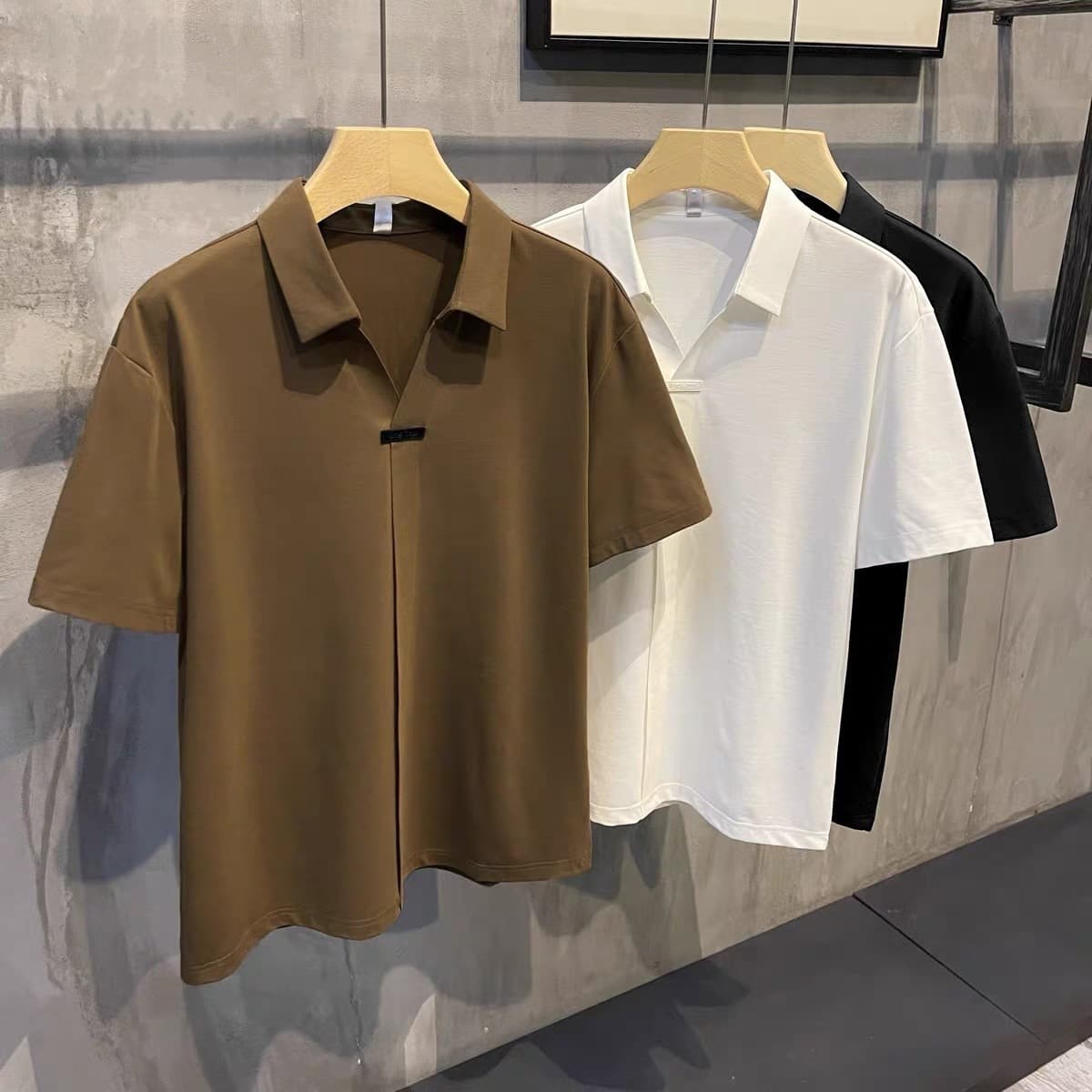 Men's Black Short Sleeve Polo Shirt Summery Style Non-Iron Wrinkle Resistant Business Casual Cool And Stylish Top For Men