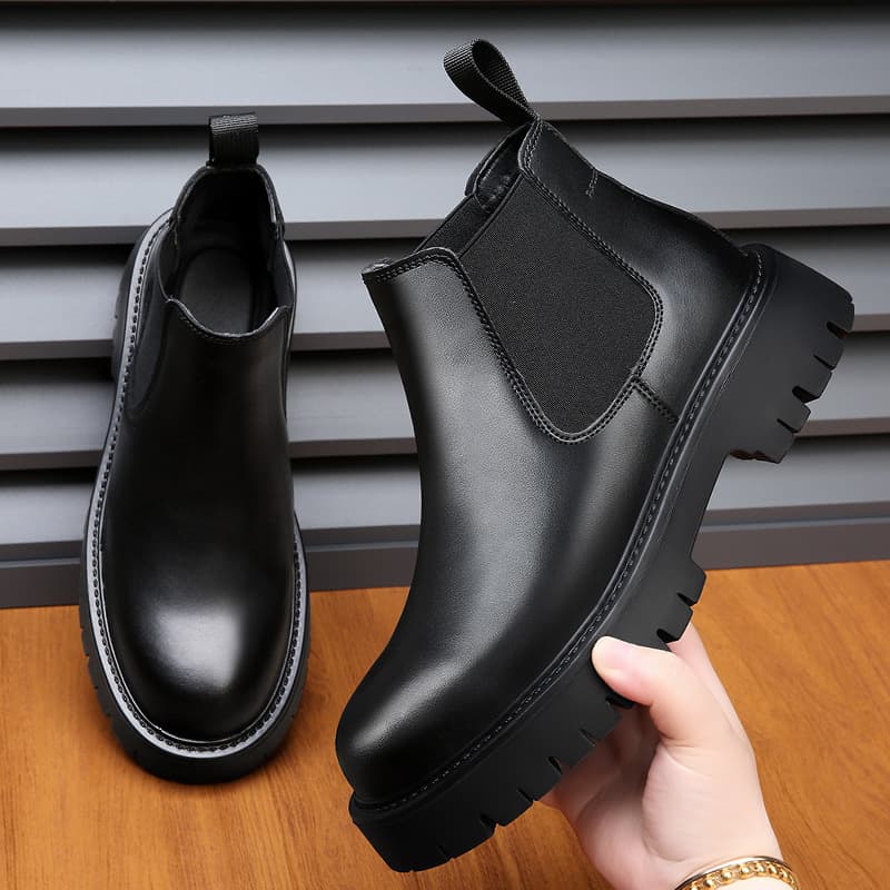 European Warm Series 2025 Korean Version British Style Men's Casual High-top Shoes Business Simple Leather Martin Slip-on Short Boots