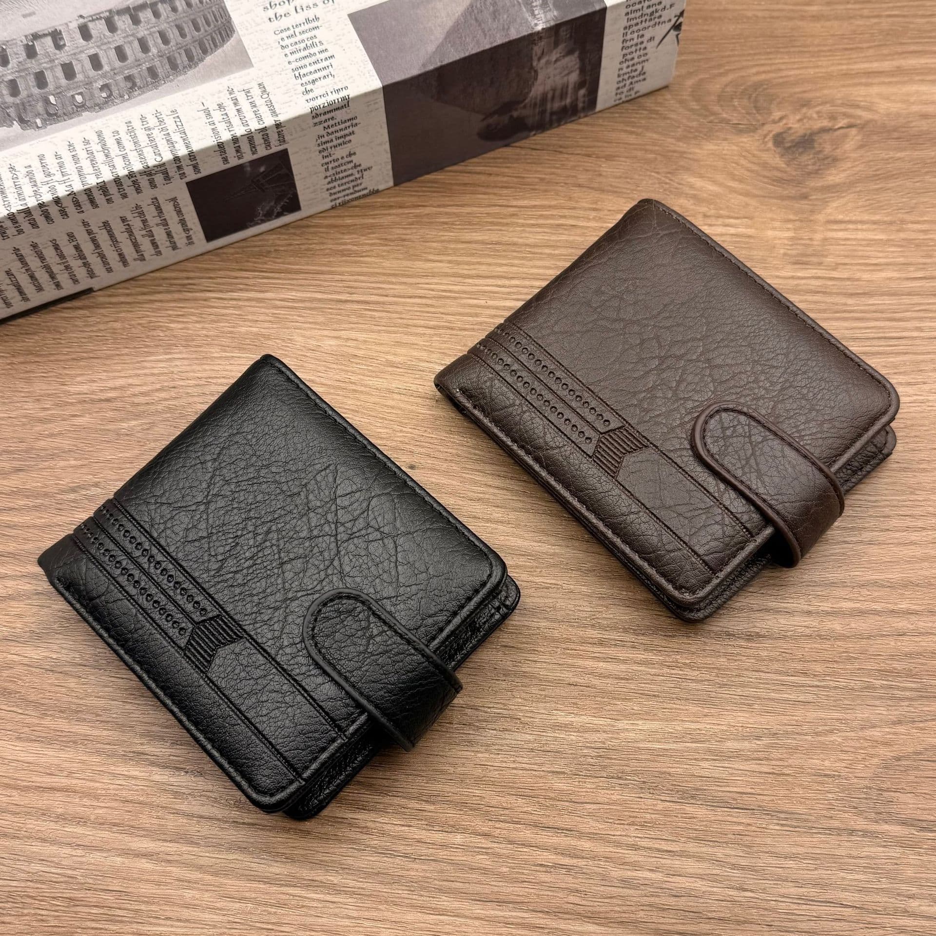 Men's Retro PU Leather Wallet Multi Card Slot Coin Purse European American Style Short Wallet with Cross Border Buckle