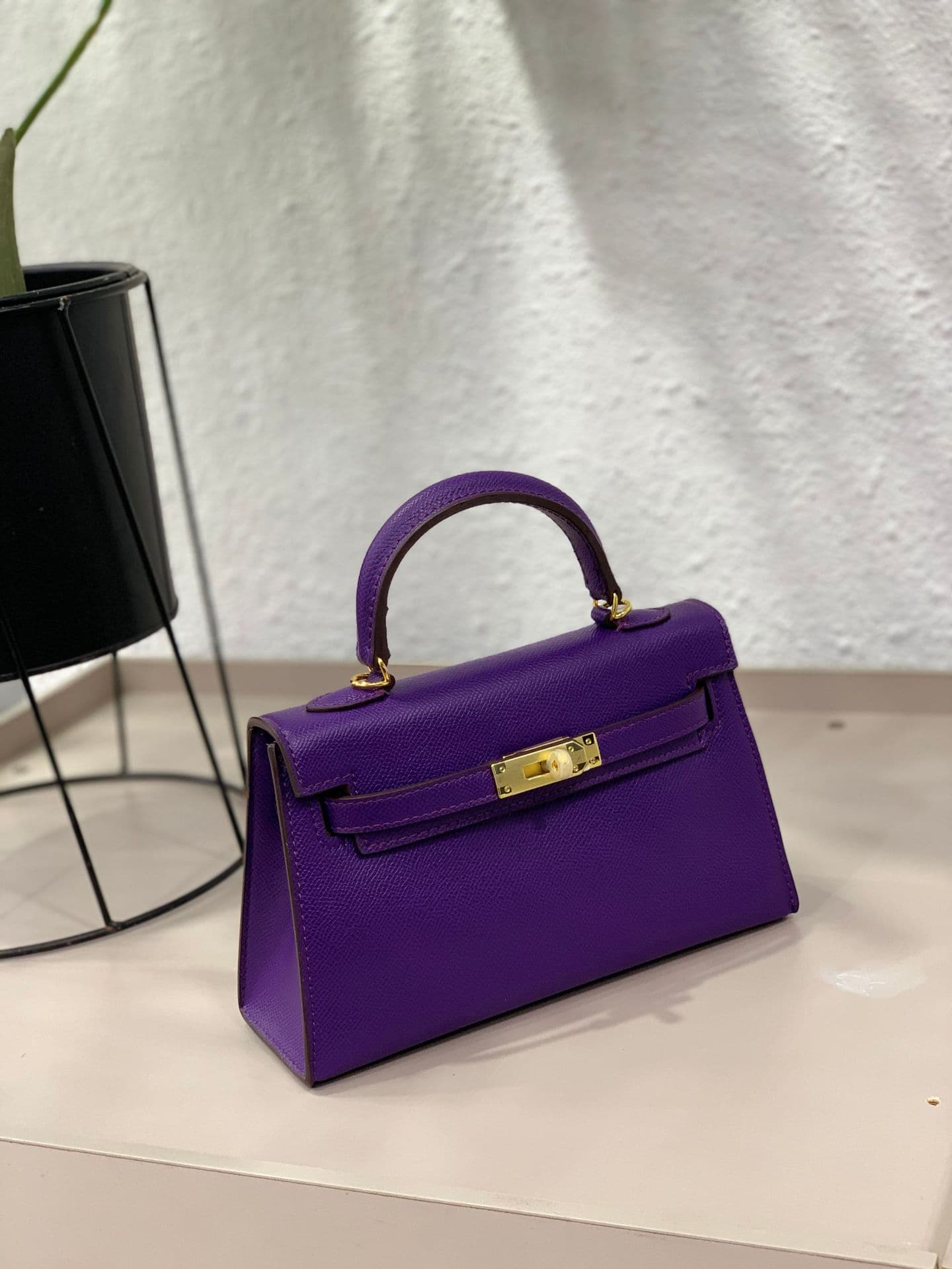 Sac bandoulière et sac à main Kelly Mini tendance de deuxième génération (2026), sac à main de luxe léger aux couleurs contrastées.