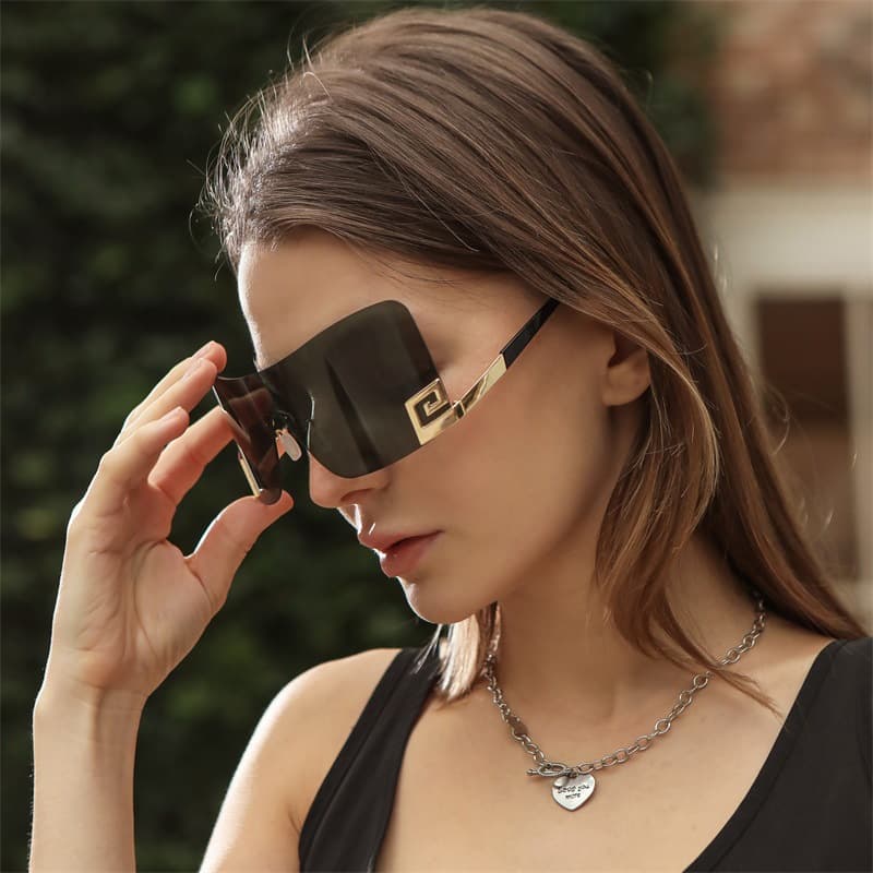 Unisex Big frame one-piece sunglasses Y2K personality Everything sunglasses